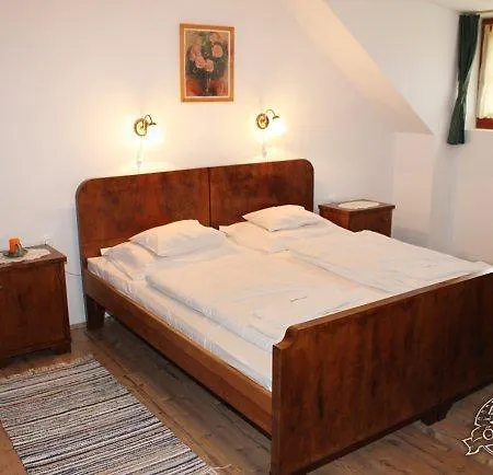 哨兵宾馆 Szalafő